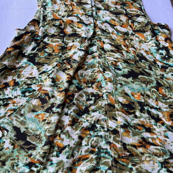 Harper & Liv Teal/Rust Patterned Sleeveless Blouse (1X) - Picture 3 of 7